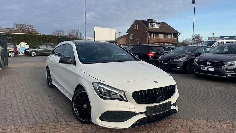 Gebraucht Mercedes CLA220 AMG line 177 PS (130 kW) 2017 Weiß Limousine
