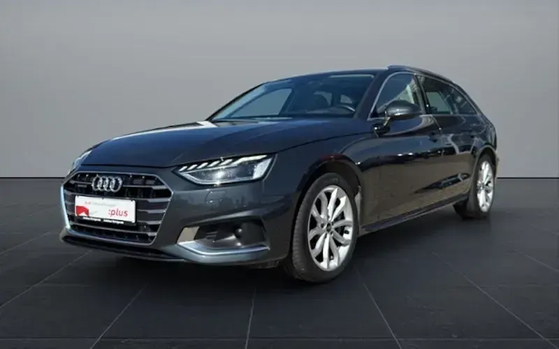 Używany Audi A4 Advanced 286 KM (210 kW) 2023 Szary Kombi