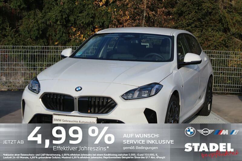 Weiß Gebraucht 2025 BMW 120 M Sport Kleinwagen | 29.479 € (Superpreis) - Bild 1/4