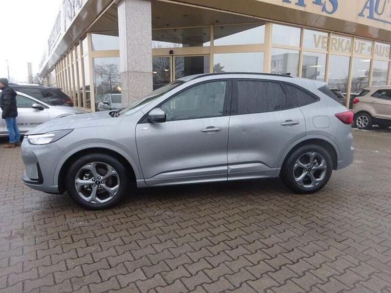 Gebraucht Ford Kuga ST-Line 179 PS (131 kW) 2025 Silber SUV