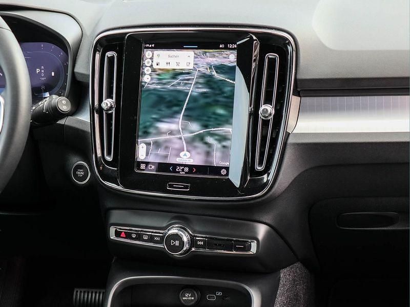 Gebraucht Volvo XC40 Core 163 PS (119 kW) 2024 Beige SUV