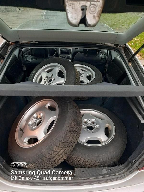 Gebraucht Mercedes C200 163 PS (119 kW) 2002 Silber Coupé