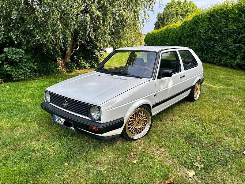 Weiß Gebraucht 1988 VW Golf II Kleinwagen | 4.999 € - Bild 1/4
