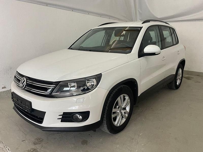 Weiß Gebraucht 2014 VW Tiguan Trendline SUV | 9.990 € (Fairer Preis) - Bild 1/4