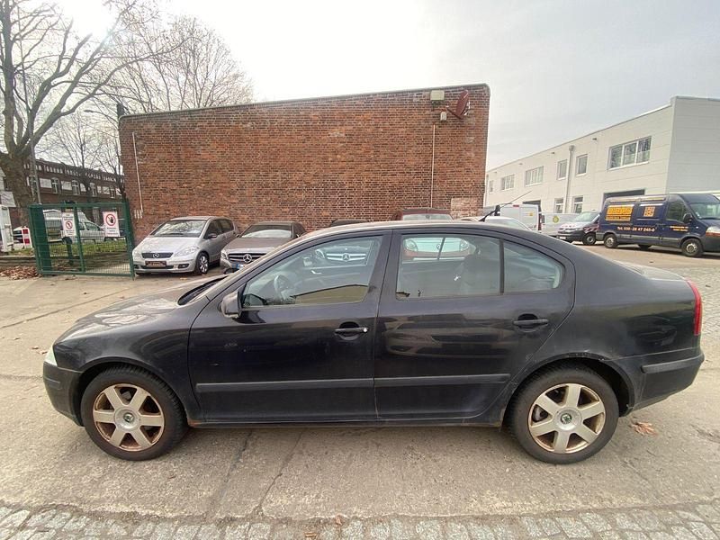 Gebraucht Skoda Octavia Elegance 105 PS (77 kW) 2004 Schwarz Limousine