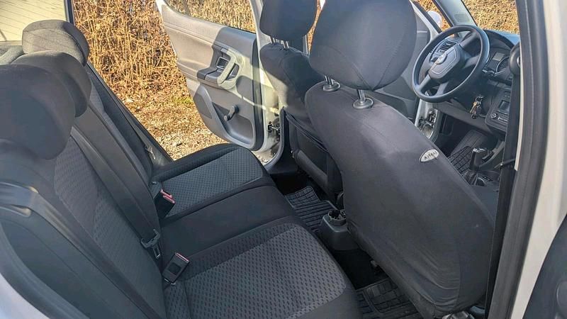 Gebraucht Skoda Fabia 60 PS (44 kW) 2011 Weiß Kleinwagen