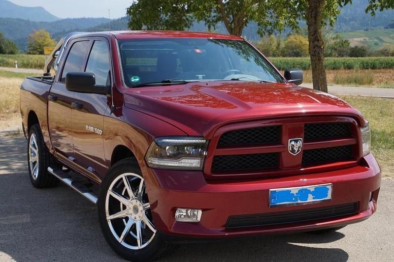 Rot Gebraucht 2012 Dodge Ram Abholung | 21.900 € (Fairer Preis) - Bild 1/4