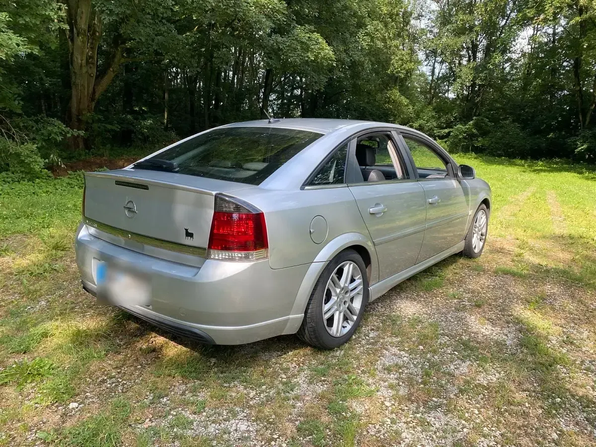 Gebraucht Opel Vectra GTS 147 PS (108 kW) 2003 Silber Limousine