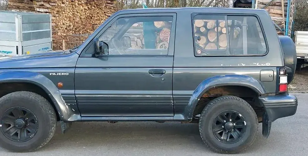 Gebraucht Mitsubishi Pajero 150 PS (110 kW) 1992 SUV