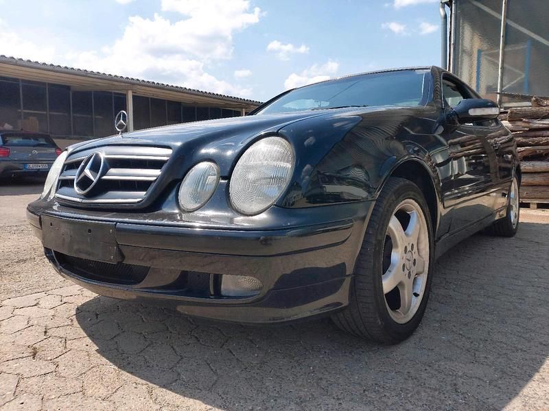 Schwarz Gebraucht 2000 Mercedes CLK200 AMG Coupé | 999 € (Guter Preis) - Bild 1/4