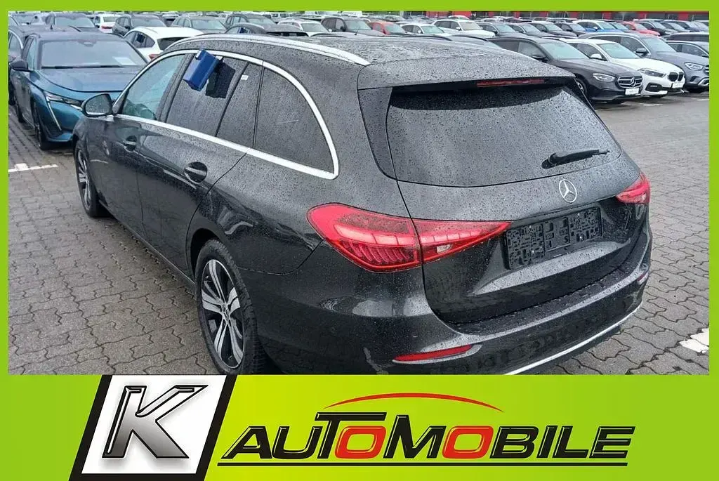 Gebraucht Mercedes C220 Avantgarde 200 PS (147 kW) 2023 Grau Limousine