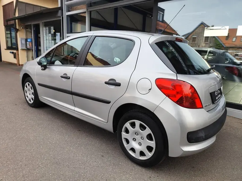 Gebraucht Peugeot 307 CC 136 PS (100 kW) 2004 Silber Cabrio