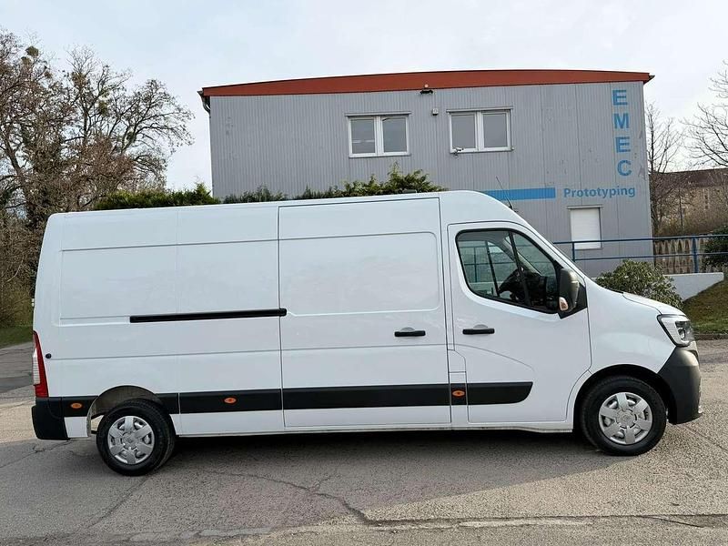 Gebraucht Renault Master 136 PS (100 kW) 2024 Weiß Van / Kleinbus