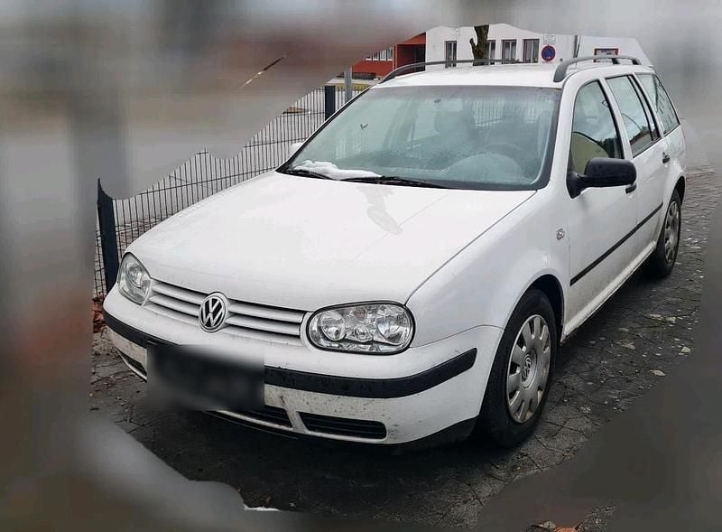 Gebraucht VW Golf IV 105 PS (77 kW) 2002 Weiß Kombi