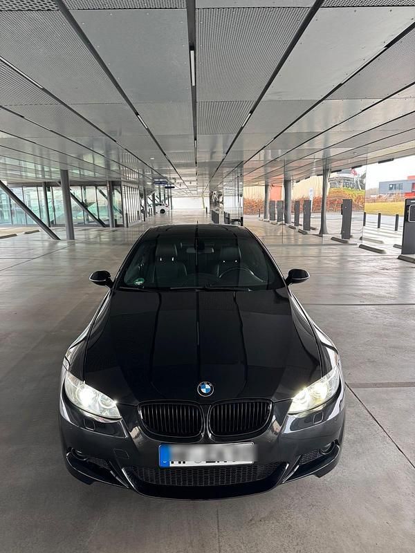 Gebraucht BMW 330 Shadowline 245 PS (180 kW) 2009 Schwarz Coupé