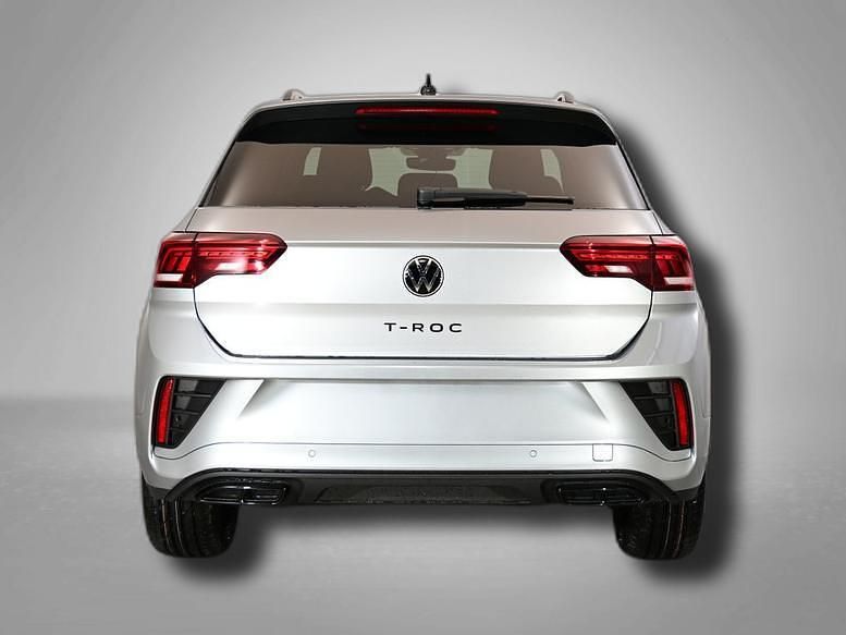 Neu VW T-Roc R-line 150 PS (110 kW) 2026 Pyritsilber metallic pyritsilber metallic SUV