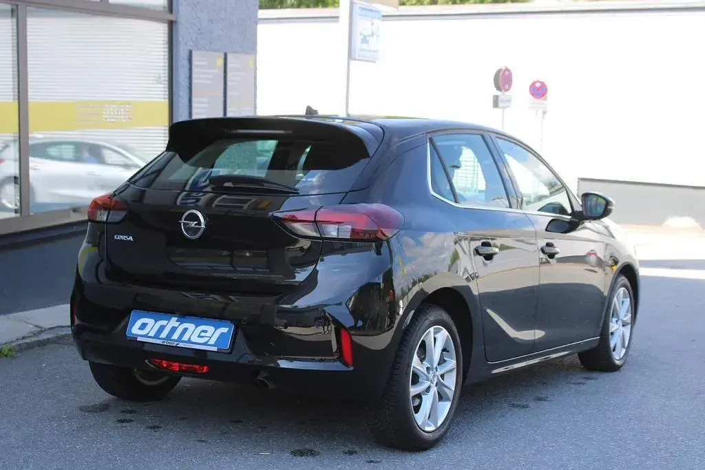 Gebraucht Opel Corsa Elegance 101 PS (74 kW) 2022 Schwarz Kleinwagen