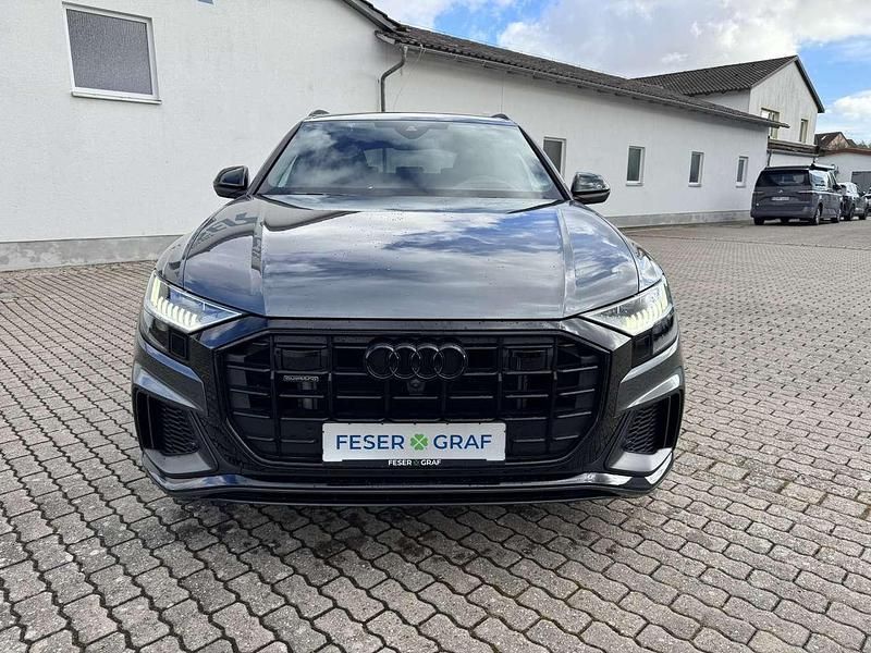 Gebraucht Audi Q8 S-Line 381 PS (280 kW) 2022 Daytonagrau perleffekt SUV