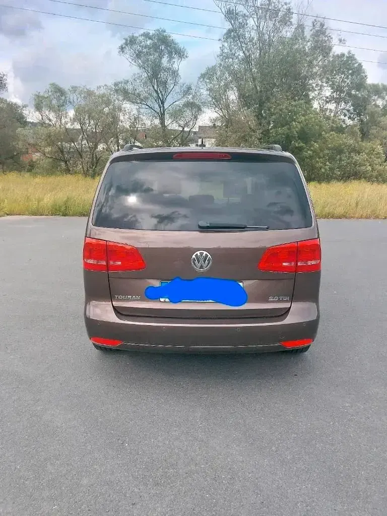 Gebraucht VW Touran 140 PS (102 kW) 2013 Braun Van / Kleinbus