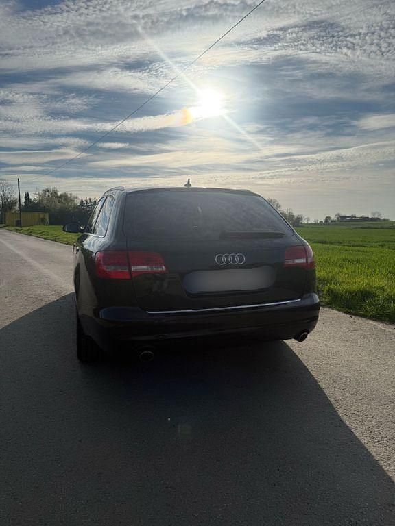 Gebraucht Audi A6 Ambiente 190 PS (139 kW) 2010 Schwarz Kombi