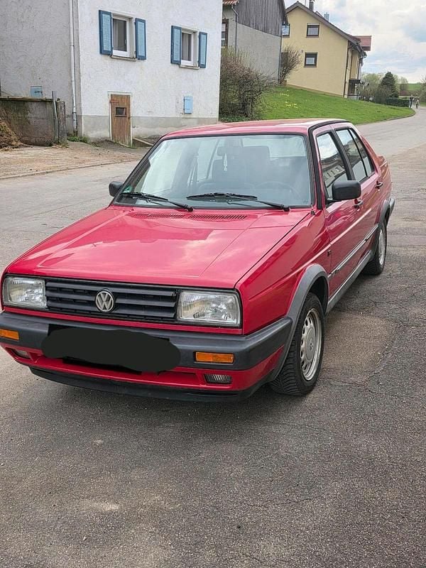 Second-hand VW Jetta 70 CP (51 kW) 1990 Roșu Berlinǎ