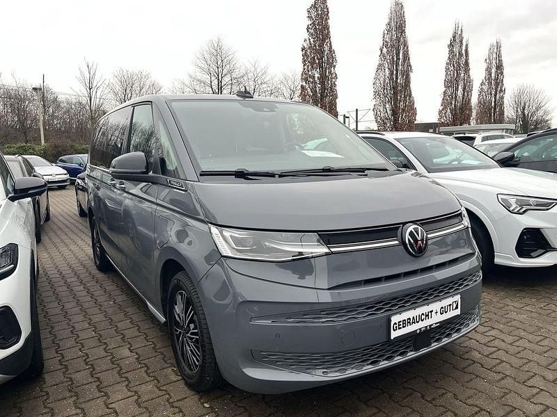 Gebraucht VW Multivan Life 218 PS (160 kW) 2022 Grau Van