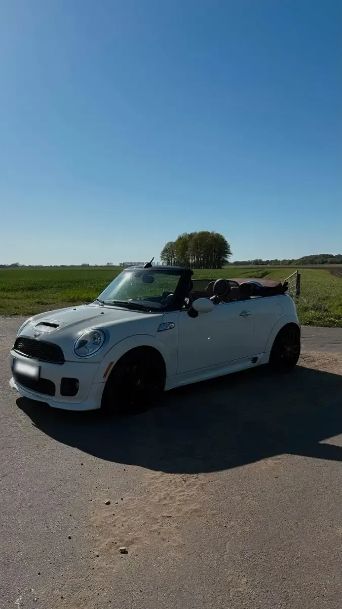 Gebraucht Mini John Cooper Works Cabriolet 184 PS (135 kW) 2011 Andere farben Cabrio