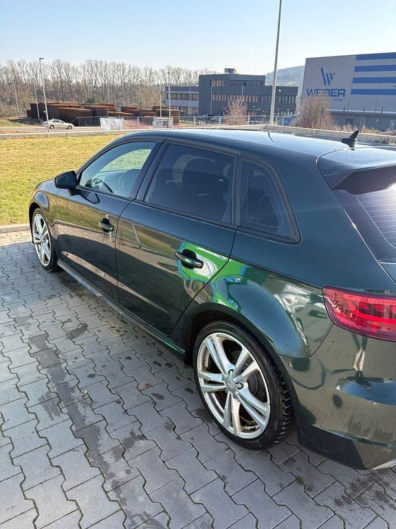 Gebraucht Audi A3 S-Line 150 PS (110 kW) 2016 Grün Limousine