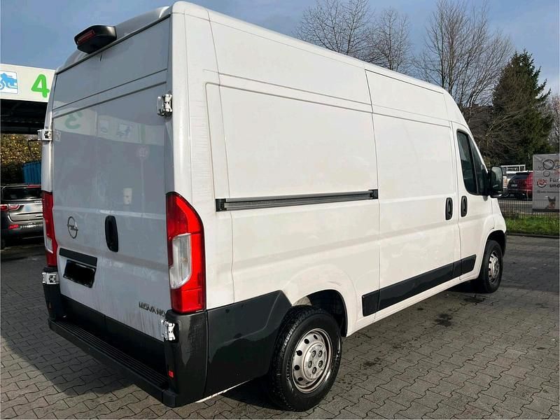 Gebraucht Opel Movano 140 PS (102 kW) 2022 Weiß Van
