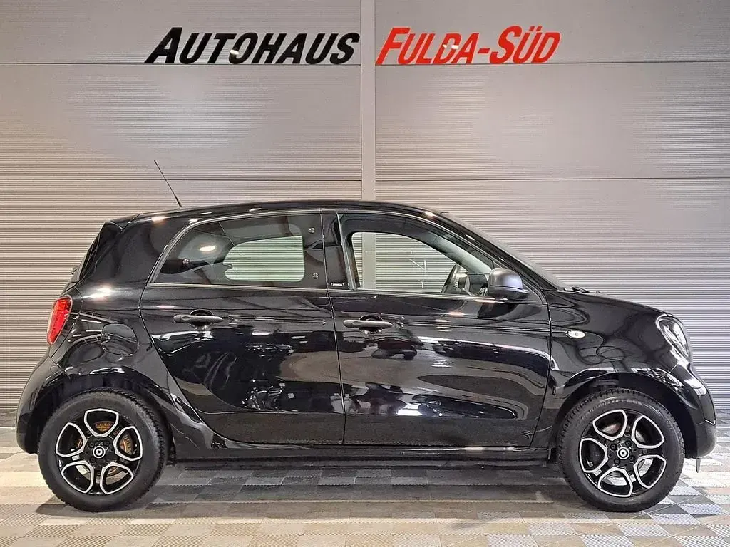 Occasion Smart ForFour Basis 71 ch (52 kW) 2018 Noir Citadine