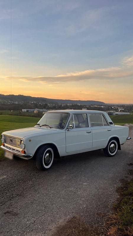 Gebraucht Lada 1200 60 PS (44 kW) 1985 Weiß Limousine