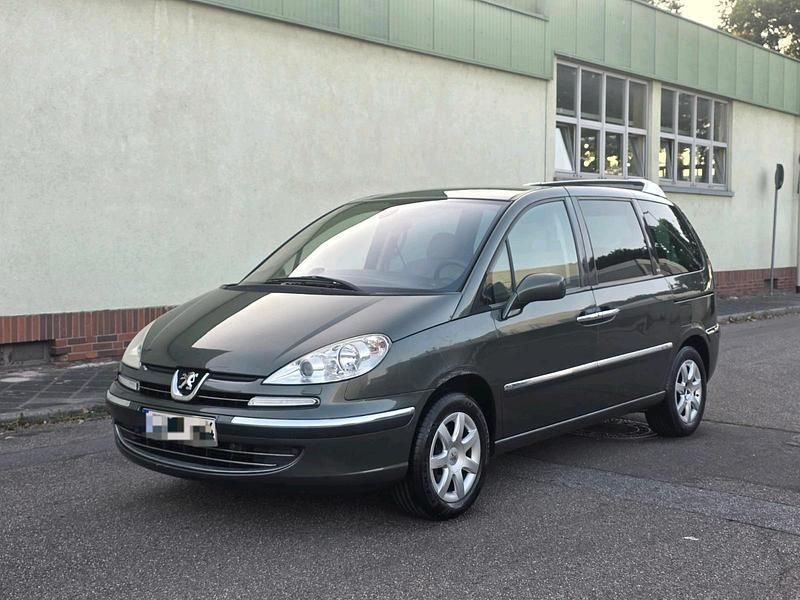 Grün Gebraucht 2008 Peugeot 807 Van / Kleinbus | 3.999 € (Fairer Preis) - Bild 1/4