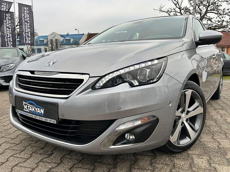 Grau Gebraucht 2015 Peugeot 308 Allure Limousine | 8.999 € (Fairer Preis) - Bild 1/4