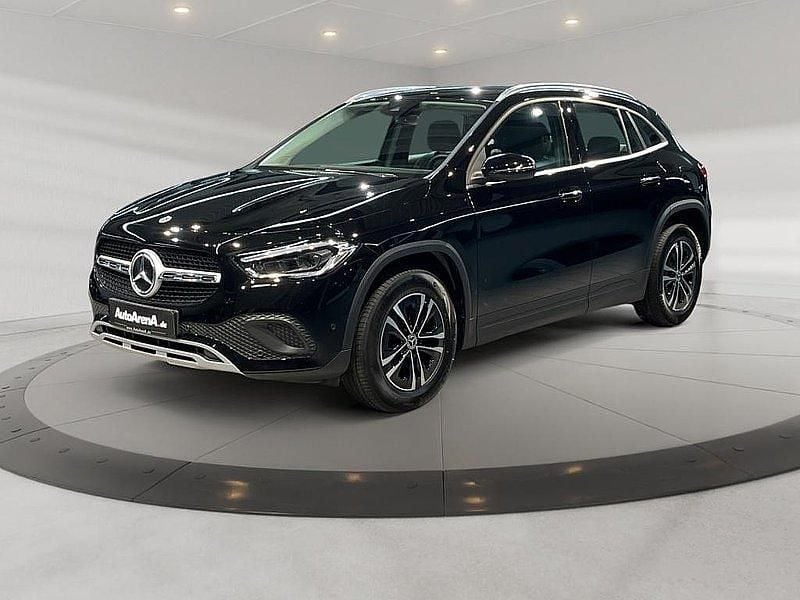 Gebraucht Mercedes GLA200 Style 163 PS (119 kW) 2023 Unilack nachtschwarz SUV