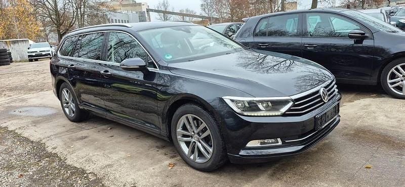 Gebraucht VW Passat Comfortline 150 PS (110 kW) 2016 Schwarz Kombi