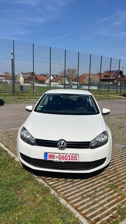 Gebraucht VW Golf VI Trendline 80 PS (58 kW) 2010 Weiß Kleinwagen