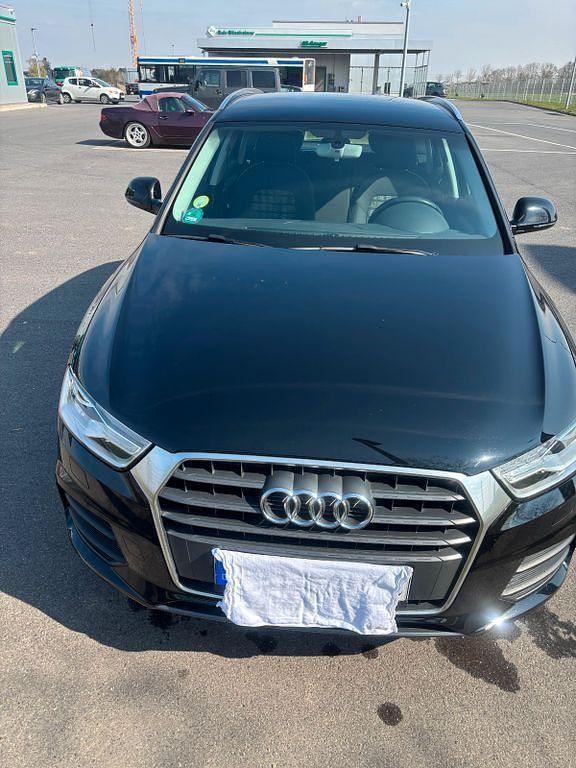 Gebraucht Audi Q3 Sport 150 PS (110 kW) 2017 Schwarz SUV