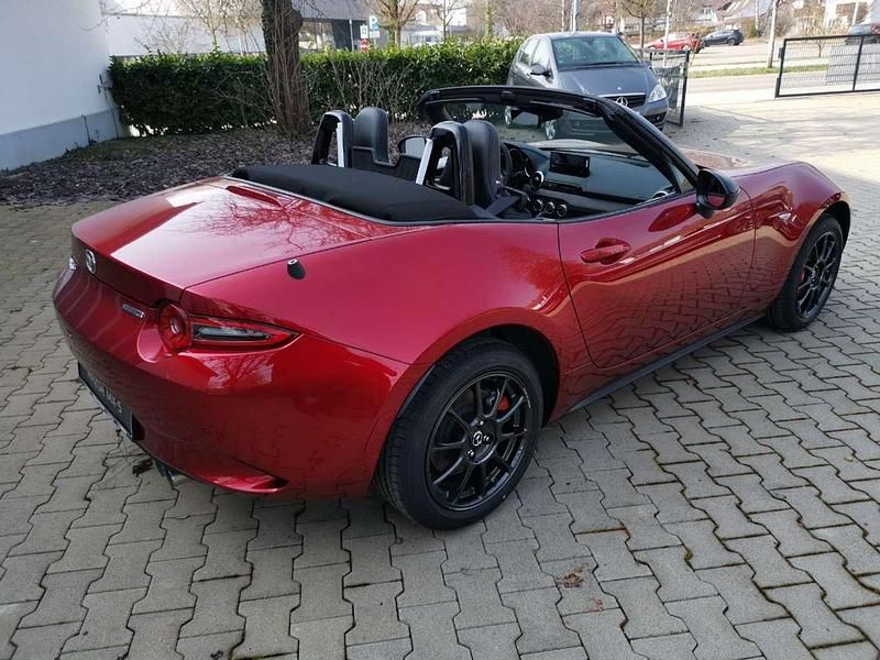 Neu Mazda MX5 132 PS (97 kW) 2026 Soul red crystal m Cabrio