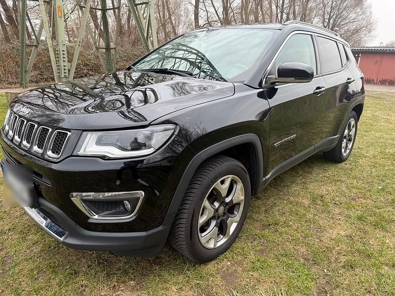 Gebraucht Jeep Compass 170 PS (125 kW) 2019 Schwarz SUV