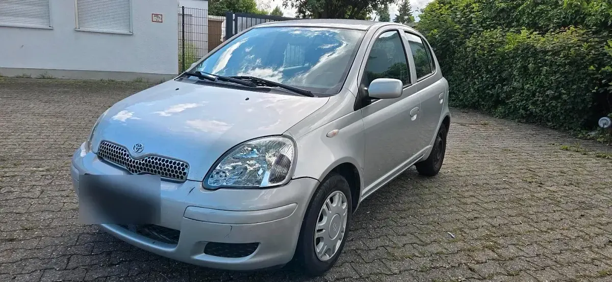 Gebraucht Toyota Yaris 88 PS (64 kW) 2004 Silber Kleinwagen
