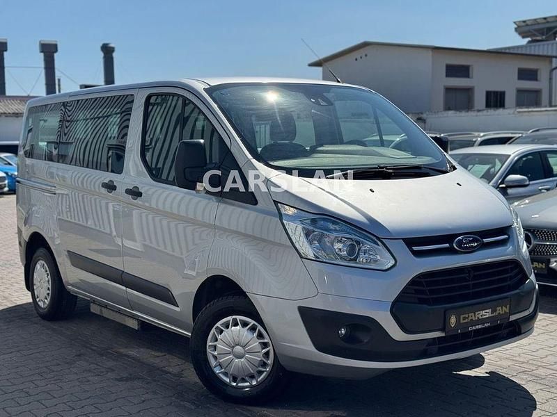 Grau Gebraucht 2013 Ford Tourneo Custom Van / Kleinbus | 14.998 € (Etwas zu teuer) - Bild 1/4