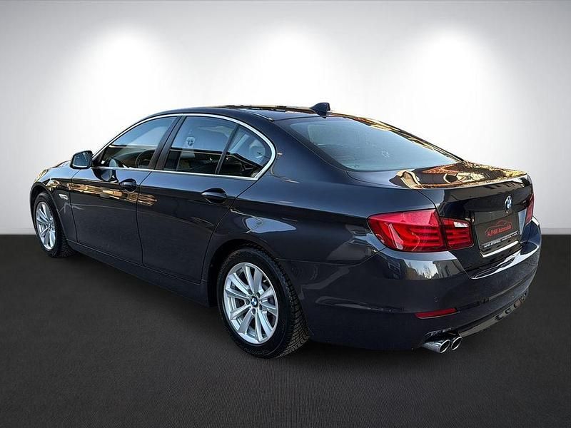 Gebraucht BMW 520 184 PS (135 kW) 2011 Grau Limousine