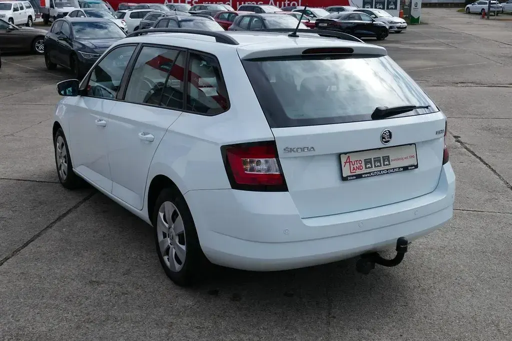 Gebraucht Skoda Fabia 90 PS (66 kW) 2015 Weiß Kombi