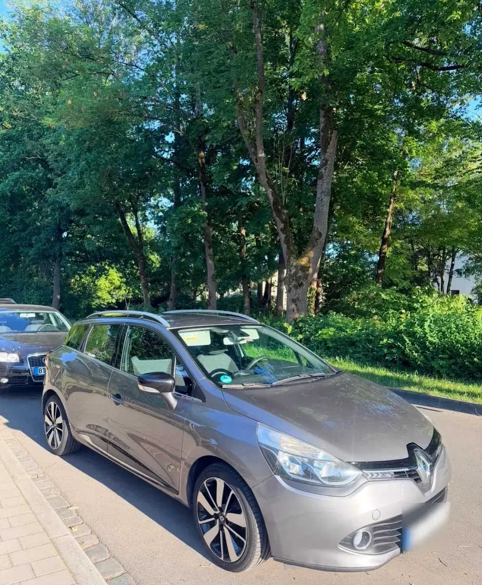 Gebraucht Renault Clio 90 PS (66 kW) 2014 Grau Kombi