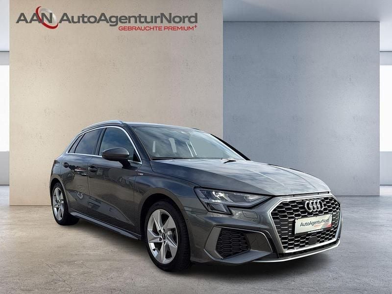 Gebraucht Audi A3 Sport 150 PS (110 kW) 2023 Grau Limousine