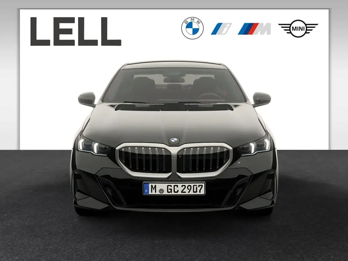 Neu BMW 520 M Sport 197 PS (144 kW) 2026 Schwarz Limousine