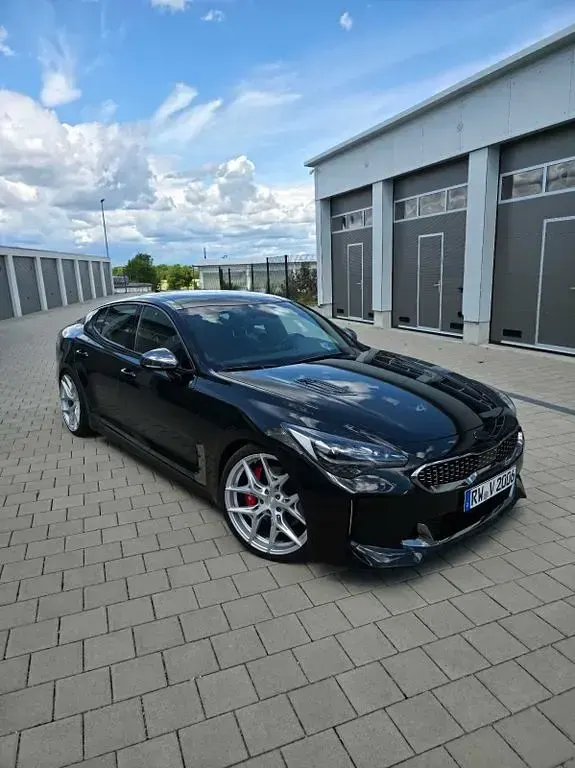 Gebraucht Kia Stinger GT 366 PS (269 kW) 2021 Schwarz Kleinwagen
