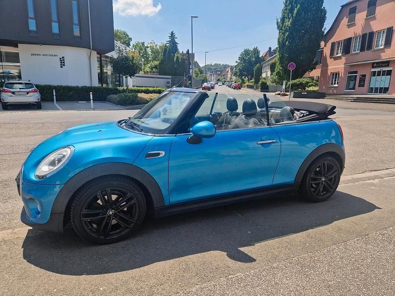 Gebraucht Mini Cooper D Cabriolet 116 PS (85 kW) 2017 Blau Cabrio