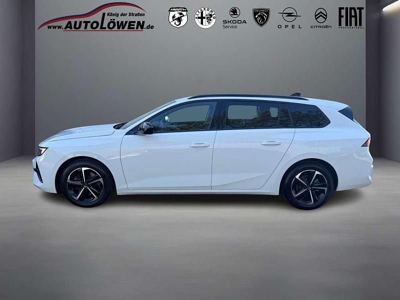 Gebraucht Opel Astra 131 PS (96 kW) 2024 Jade weiß (weiß) Kombi