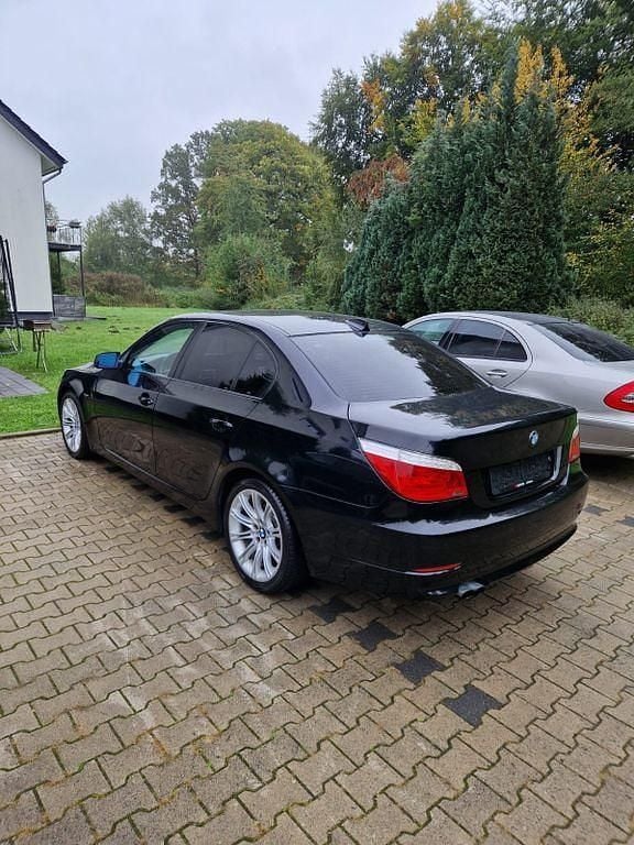 Gebraucht BMW 530 272 PS (200 kW) 2009 Schwarz Limousine
